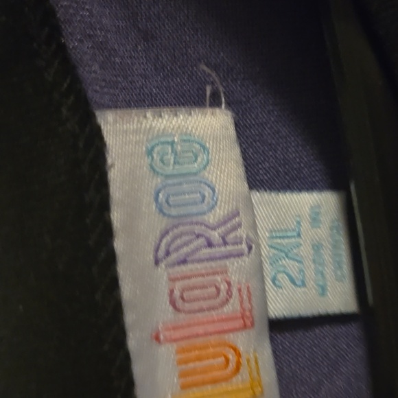 Lularoe - Picture 4 of 5